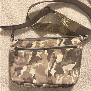 Lug “Flare” Camouflage Crossbody Bag w/2 straps.